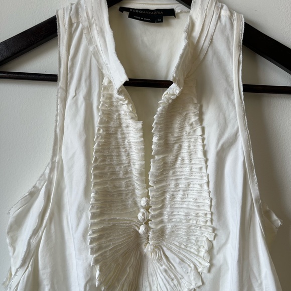 BCBG sleeveless blouse - Picture 4 of 7